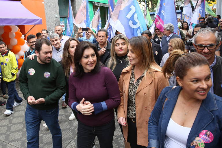 A candidata à Presidência Simone Tebet (MDB) visita o Mercado Municipal em Taubaté, interior de São Paulo