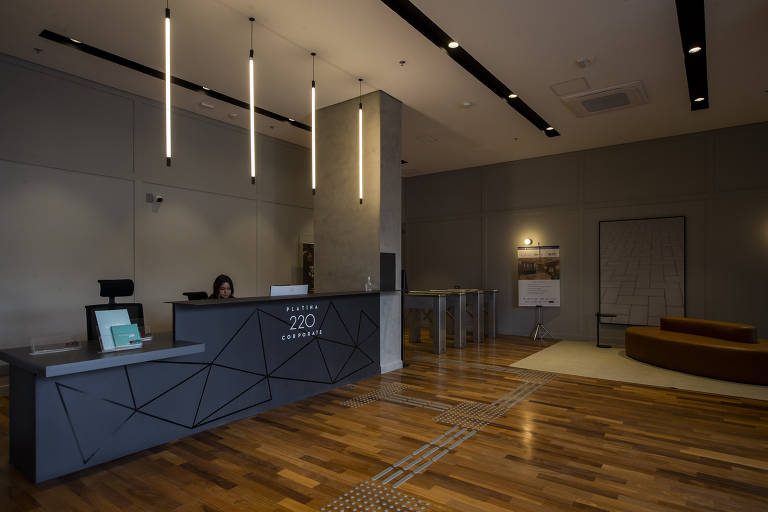 Recepção do setor corporativo do edifício Platina 220, no Tatuapé