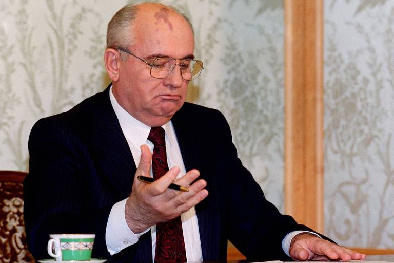 Gorbatchov se formou comunista e morreu social-democrata, diz pesquisador