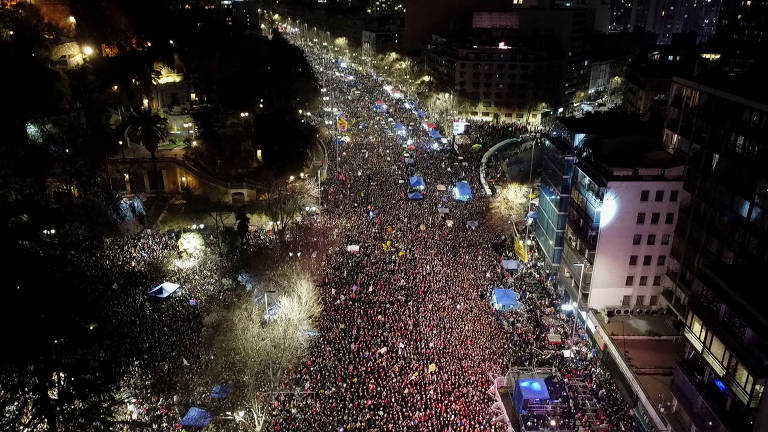 Chile tem último dia de campanha antes de plebiscito de nova Constituição