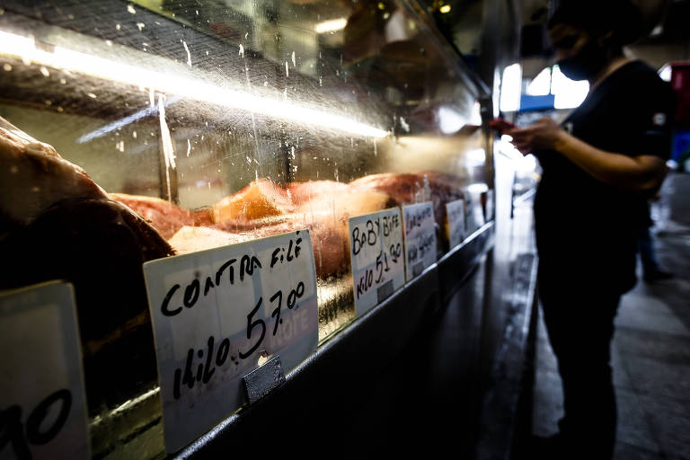 Após disparada, preço da carne pode fechar 2023 com maior queda desde início do Plano Real