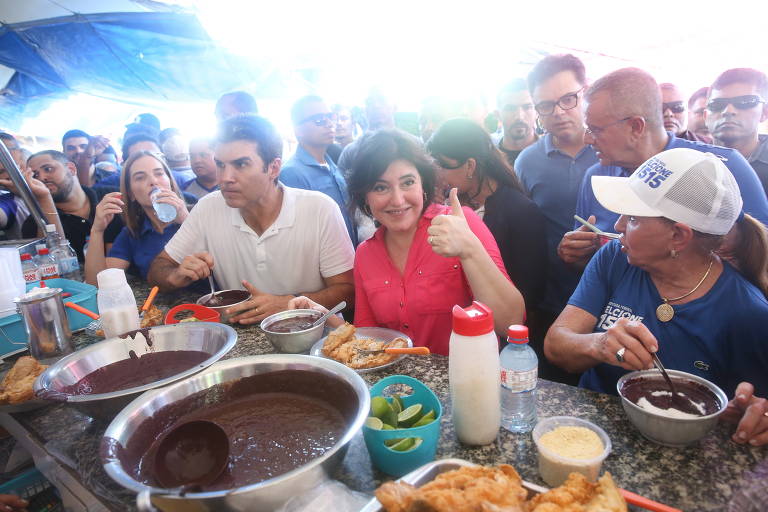 A candidata à Presidência Simone Tebet (MDB) almoça no Mercado Ver-o-Peso, ponto turístico de Belém