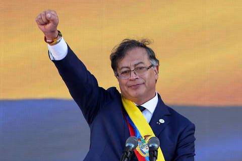 Gustavo Petro gestures during his swearing-in ceremony at Plaza Bolivar, in Bogota, Colombia August 7, 2022. REUTERS/Luisa Gonzalez ORG XMIT: GDN