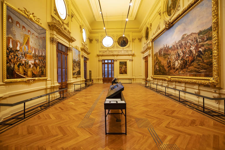  Interior do Salão Nobre do Museu do Ipiranga, onde fica o quadro 'Independencia ou Morte', de Pedro Américo