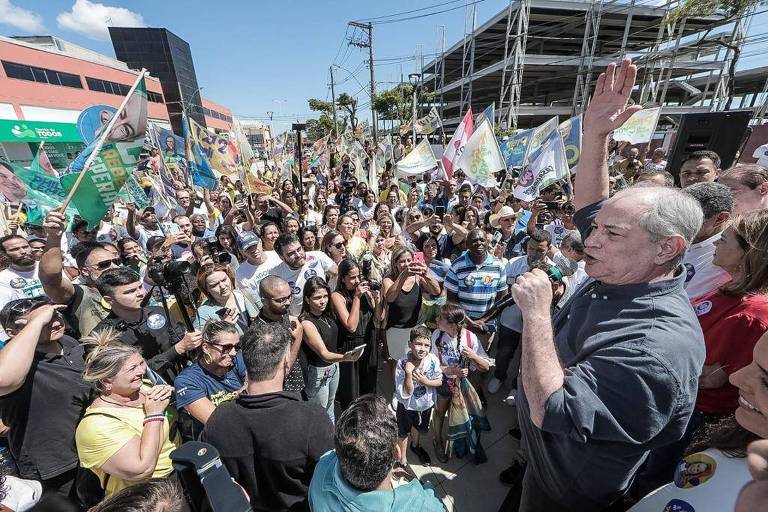 Ciro Gomes (PDT) cumpre agenda de campanha na cidade de Serra, no Espírito Santo