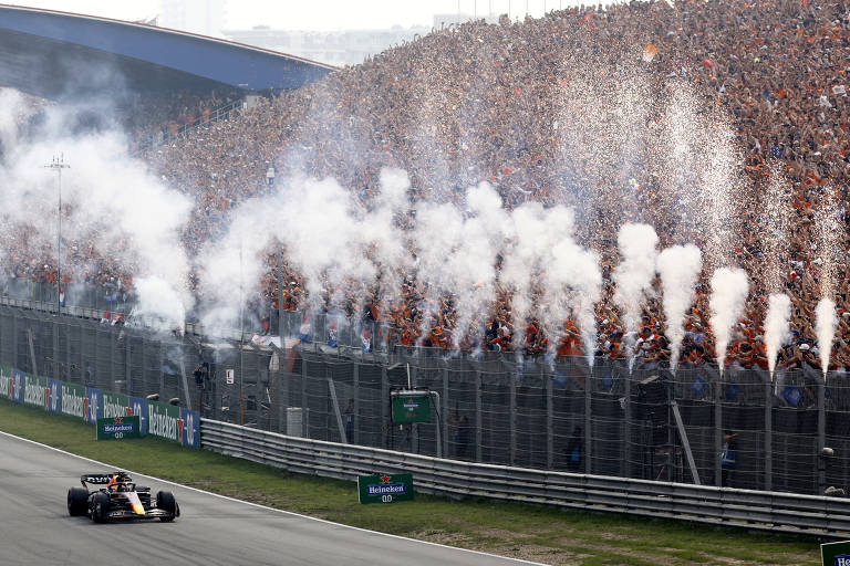 Max Verstappen vence o GP da Holanda e faz a festa de sua torcida