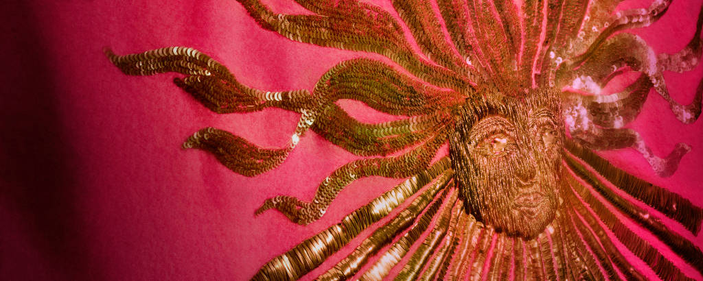 Mundo Rosa- Choque: A história da cor que dominou 2022 e que deve continuar  em alta – Industria Textil e do Vestuário - Textile Industry - Ano XVI
