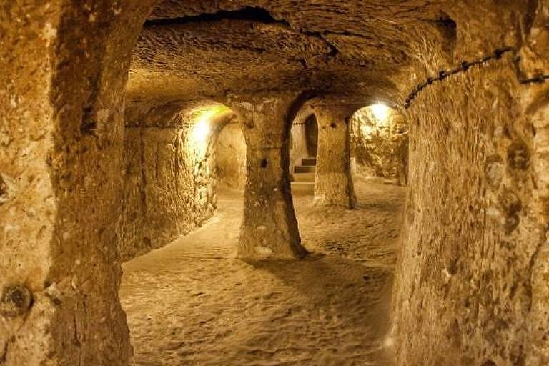 Imagem de enorme cidade subterrânea que permaneceu ativa por milhares de anos quase sem interrupções