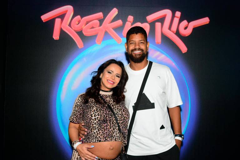 Viviane Araujo e o marido Guilherme Militão marcaram presença no segundo dia do Rock in Rio 2022