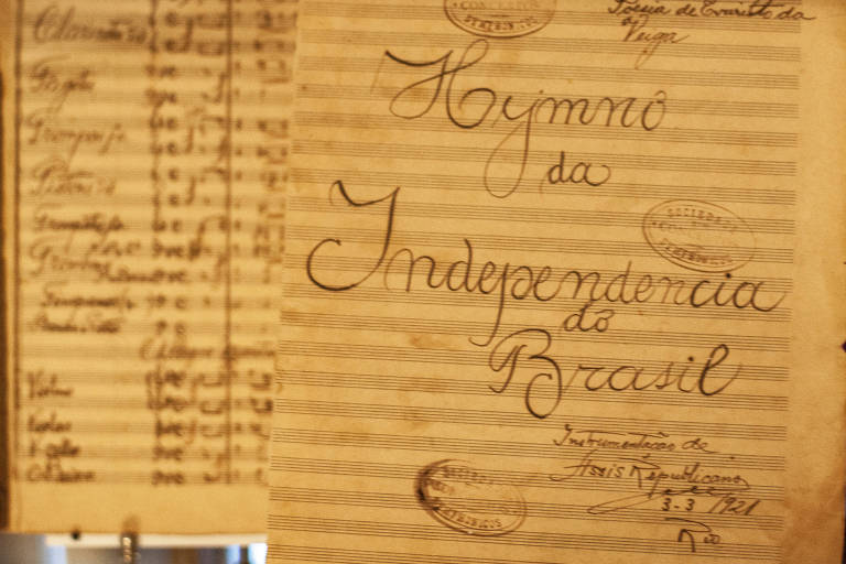 Partitura do hino da Independência restaurada por profissionais do Arquivo Público Mineiro