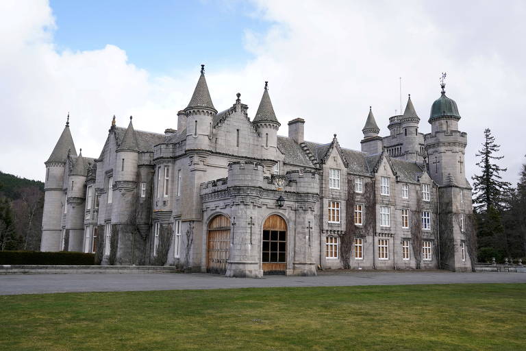 Castelo de Balmoral, a residência da família real britânica na Escócia
