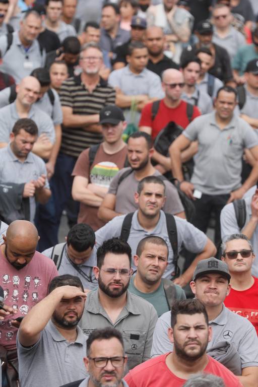 A empresa fez o anúncio de demissão na terça (6) e atribuiu medida à pressão de custos e à transformação da indústria