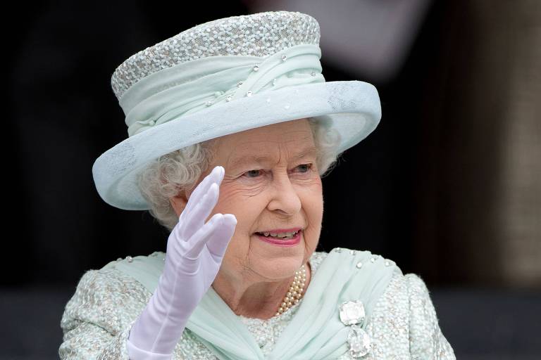 Rainha Elizabeth 2ª: Além de 'The Crown', conheça outras produções sobre a família real