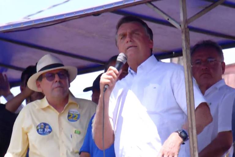 Bolsonaro radicaliza discurso contra PT após novo caso de violência política