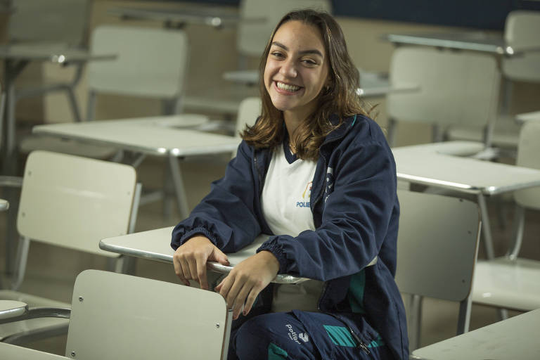 Raquel Tubelis Lopes Vicentin, aluna do colégio Poliedro