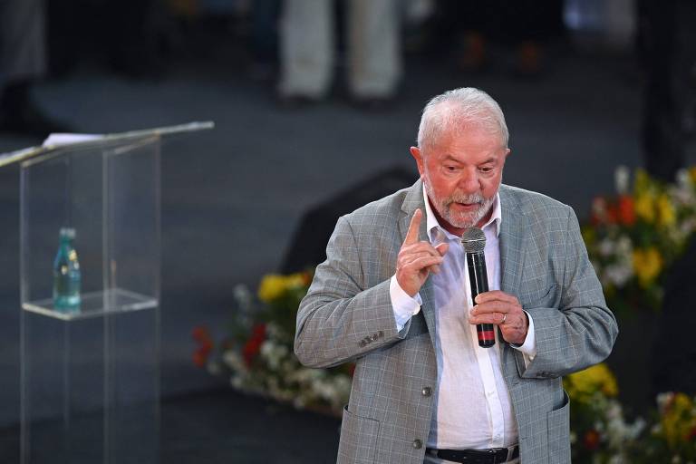 Estratégia para as redes de Lula foi prejudicada com mudança na equipe, avaliam petistas