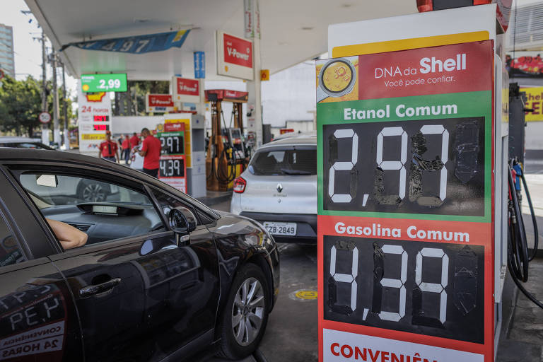Litro do etanol fica abaixo de R$ 3 em postos em São Paulo