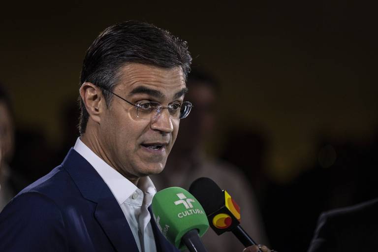TRE-SP multa Rodrigo Garcia por uso de máquina pública em campanha eleitoral
