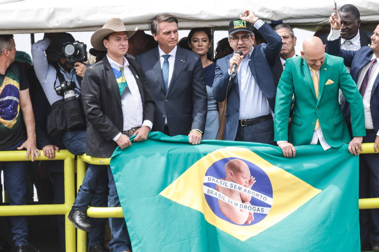 Bolsonaro diz que veto a imagens do 7/9 é nova interferência do TSE contra governo