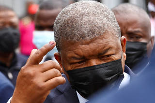 FILE PHOTO: NEWSMAKER-Joao Lourenco, who surprised Angola with corruption crackdown, gets 2nd term