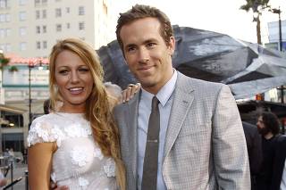 Reynolds and Lively pose at the premiere of 