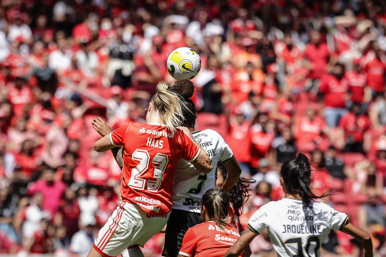 Com o maior público da história do futebol feminino, Inter e Corinthians  empatam em 1 a 1 pela final do Brasileirão - TV Pampa