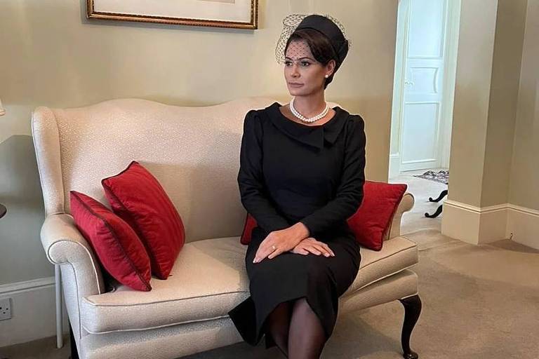 Look de Michelle Bolsonaro em funeral da rainha é inspirado em Kate