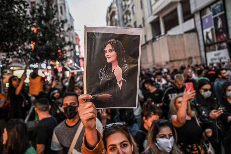 Irã: Protestos por direitos de mulheres acumulam mortes - 21/09/2022 - Mundo - Folha