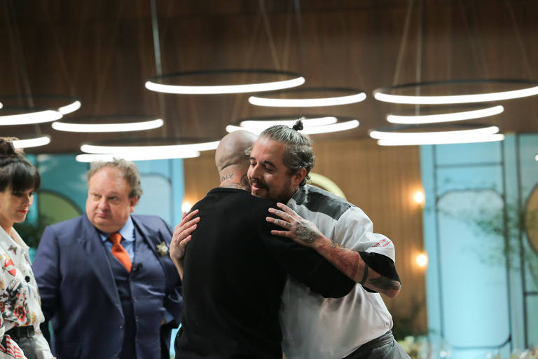 MasterChef Profissionais: Ananda é eliminada e emociona Ana Paula