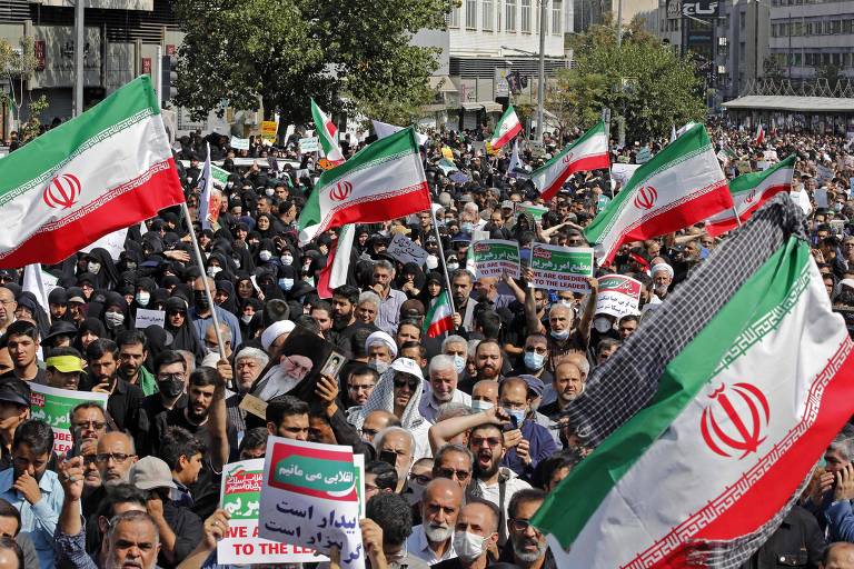 Seleção do Irã é sacudida por onda de protestos no país - 28/09/2022 -  Esporte - Folha