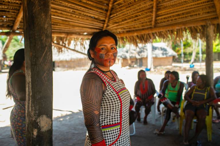 Maia Kaiapó, (Rede-PA) é formada em Direito e candidata a deputada federal. "Sempre quando a gente chega em Brasília é recebido com spray de pimenta, com um policiamento. É exatamente por isso que a gente quer entrar pela porta da frente."
