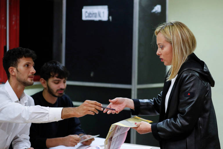 Itália vota em eleição para escolher primeiro-ministro, com Giorgia Meloni como favorita