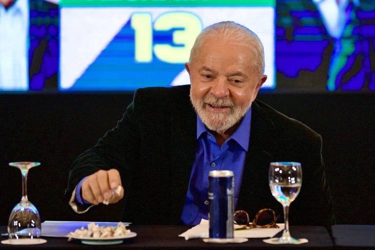Lula (PT) durante evento com esportistas e jornalistas esportivos