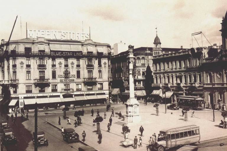 fotografia antiga da praça do Patriarca