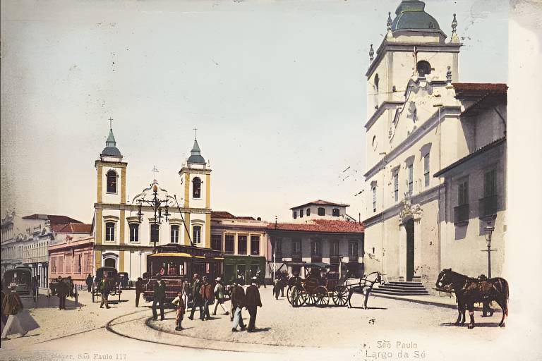 Cartão postal de 1905 com o antigo Largo da Sé