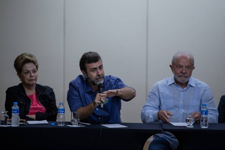Dilma Rousseff (PT), Marcelo Freixo (PSB) e Lula (PT) durante evento com influenciadores no Rio de Janeiro