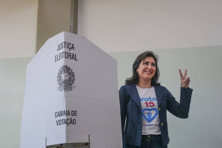 A candidata a presidência Simone Tebet votando em primeiro turno das eleições 2022 em Campo Grande,MS