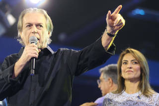 Luciano Bivar durante convenção nacional do União Brasil