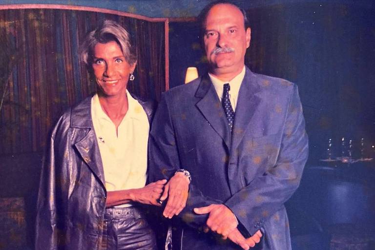 Sandra de Camargo Neves Sacco (1944-2022) e o marido Reinaldo Sacco