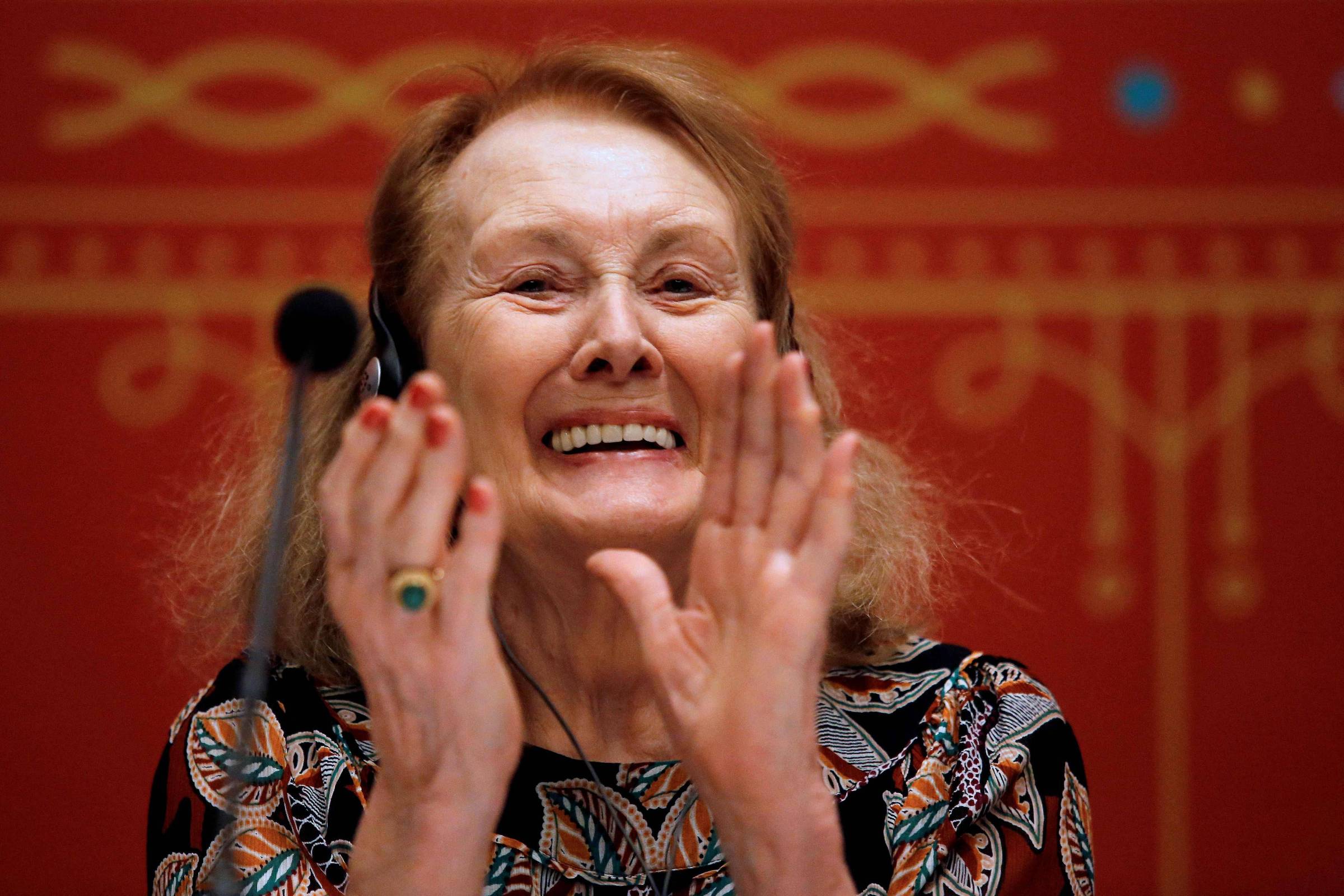 Annie Ernaux expõe as fissuras do passado em 'Memória de Menina'