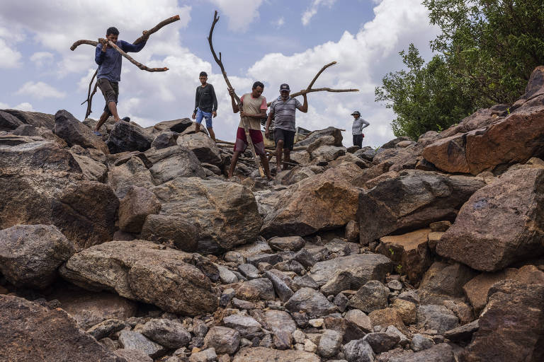 Belo Monte propõe R$ 20 mil em reparação a pescadores no Xingu, e ribeirinhos protestam