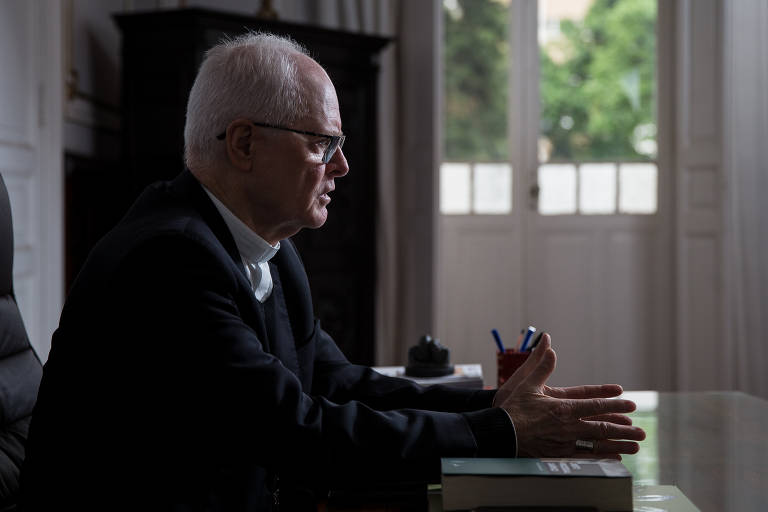 Dom Odilo Scherer também foi reitor e professor em vários seminários teológicos, universidades e centros diocesanos no Paraná e em São Paulo