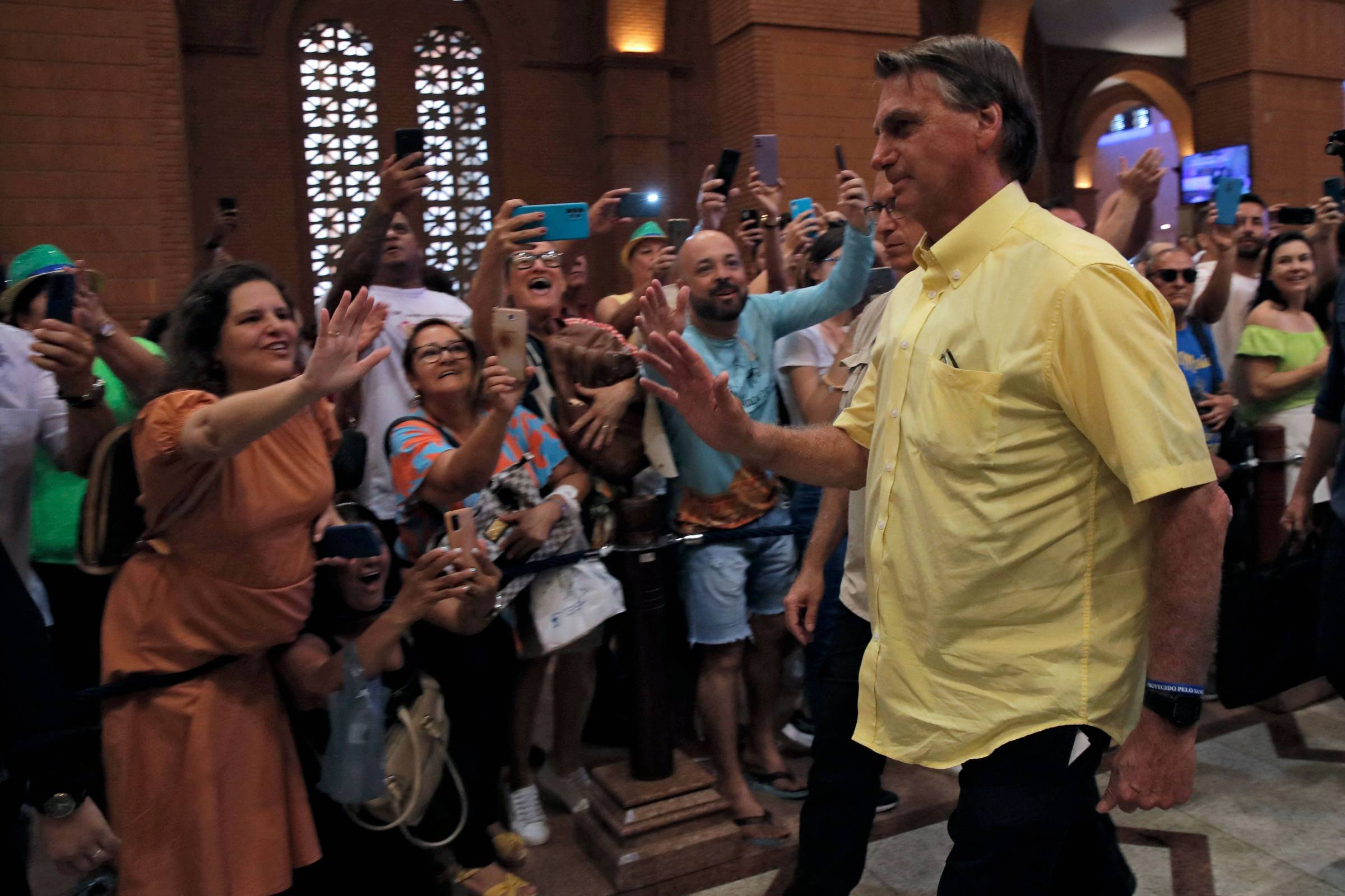 Igreja Católica tem avanço bolsonarista, e novo papa não afeta 2026, avaliam pesquisadores