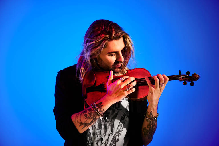 David Garrett é um violinista que faz sucesso ao criar versões de músicas pop como 'Viva La Vida' ou 'Hey Jude'