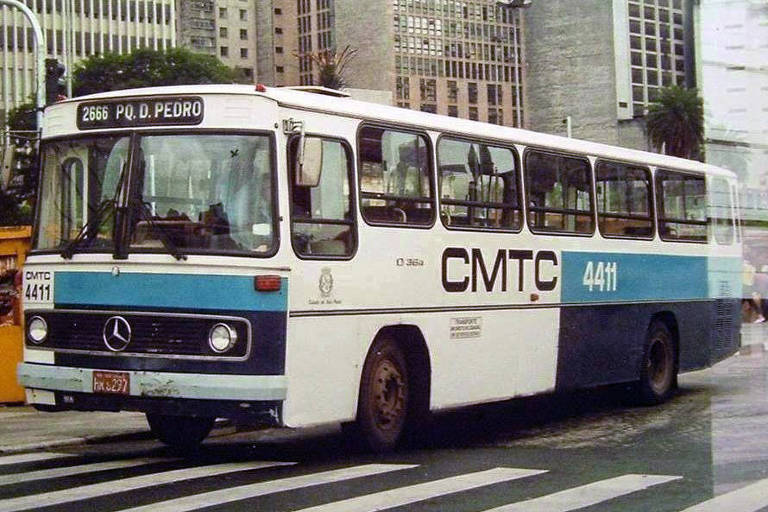 ônibus público de São Paulo