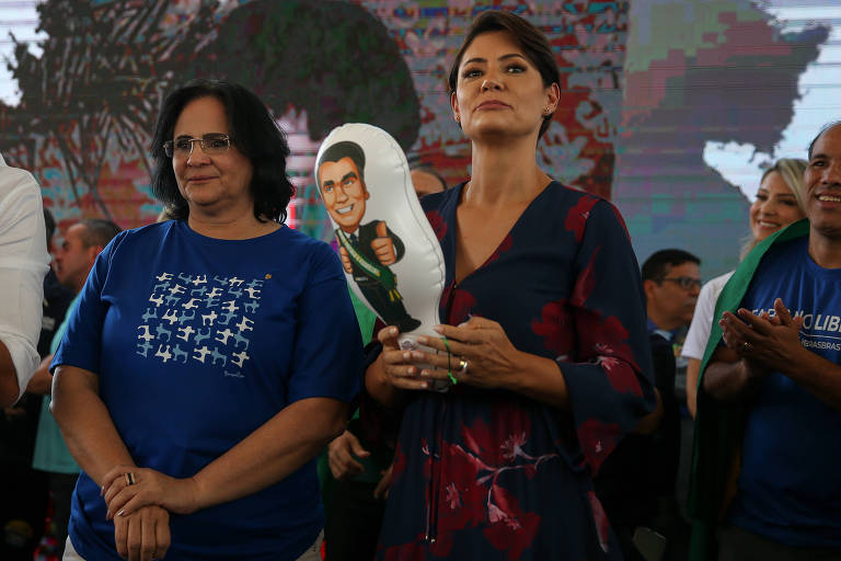 Damares, apoiada por Michelle, vence candidata de Bolsonaro