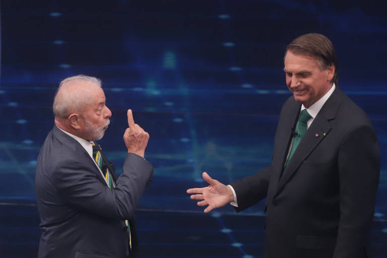 Lula e Bolsonaro em campanha no 2º turno