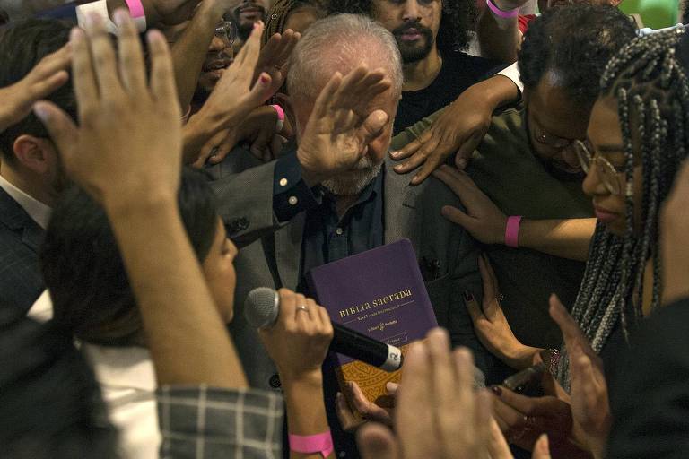 O ex-presidente Lula se reúne com lideranças evangélicas em São Paulo