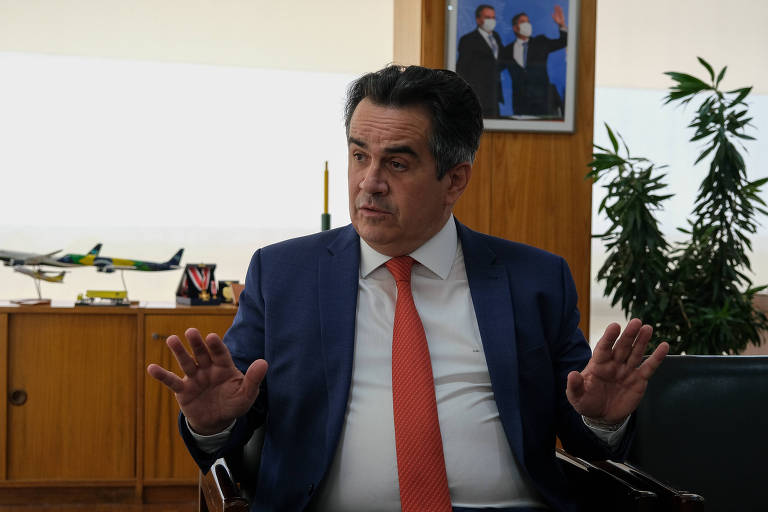 O ministro da Casa Civil do governo Bolsonaro, Ciro Nogueira, durante entrevista em seu gabinete, no Palácio do Planalto.