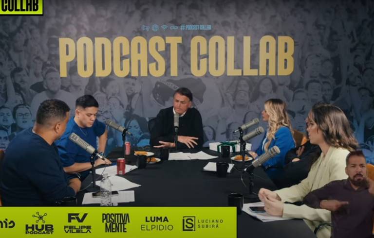 O presidente Jair Bolsonaro (PL) participa do podcast Collab